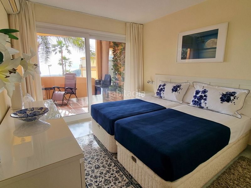 Foto b06247fc-5e4e-4941-9bd1-2b4fa53198d3. Apartament amb aparcament piscina a Calahonda Mijas