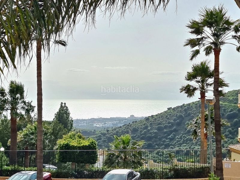 Foto e5abbcd9-70fc-4462-8ad7-46c7a3b6d0df. Apartament amb aparcament piscina a Calahonda Mijas