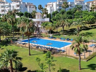 Apartament a La Concha - Resina Golf. Apartamento se vende en estepona
