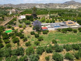 Haus in Zurgena. Villa se vende en zurgena