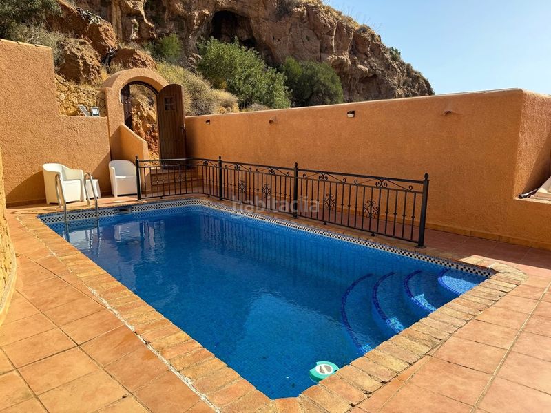 Foto 3e2a1195-bc27-4454-897d-a90389e8ab40. Casa amb piscina a Turre
