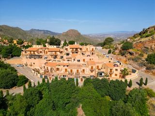 Haus in Turre. Villa se vende en turre