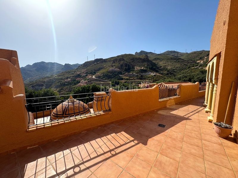 Foto 81b8065f-faa6-41b8-9a3e-eb5d4c83b1b5. Casa amb piscina a Turre