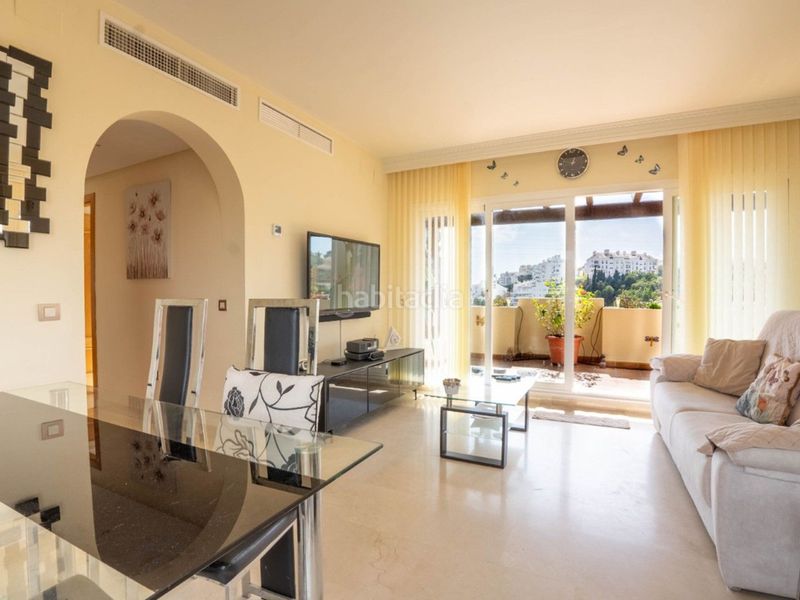 Foto c32ee1fb-3cf4-4d86-90e4-09df3379480d. Apartament amb aparcament piscina a Riviera del Sol Mijas