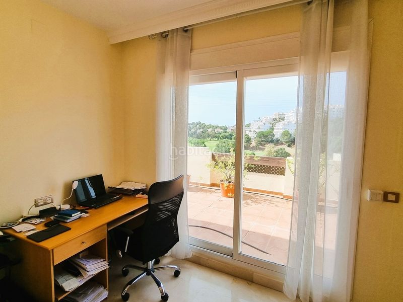 Foto fb08096a-f1bc-45fd-b04d-be6e221dc784. Apartament amb aparcament piscina a Riviera del Sol Mijas