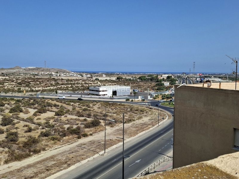 Foto 8a9f4084-8cd0-43b1-a11d-139c616ad886. Apartament a Vera ciudad Vera