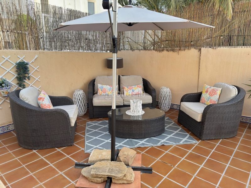 Foto bad8633d-86c2-4822-b222-a503bada4e4d. Casa amb aparcament piscina a El Palmeral Mojácar