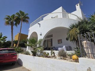 Casa a El Calón - Cala Panizo - El Pozo del Esparto. Villa se vende en el calon