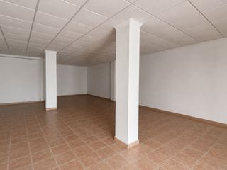 Locale commerciale in Turre. Commercial se vende en turre