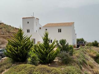 Country house en Vlez - Rubio. Cortijo se vende en velez rubio