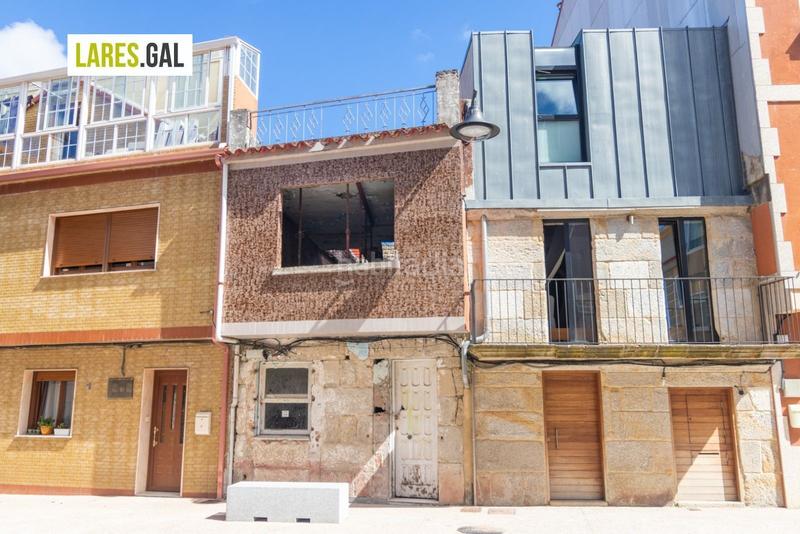 Foto 1186e296-0740-428f-b45c-52ec3a21fd82. Casa  para rehabilitar en Cangas pueblo Cangas