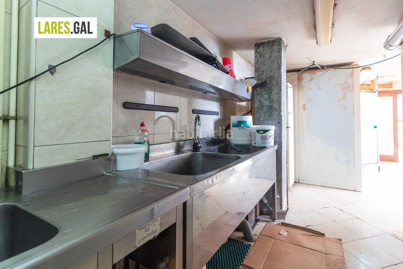 Foto 3d41c85a-edaf-4ea9-93a9-15ff2f2e1743. Local comercial  en venta o alquiler en Cangas