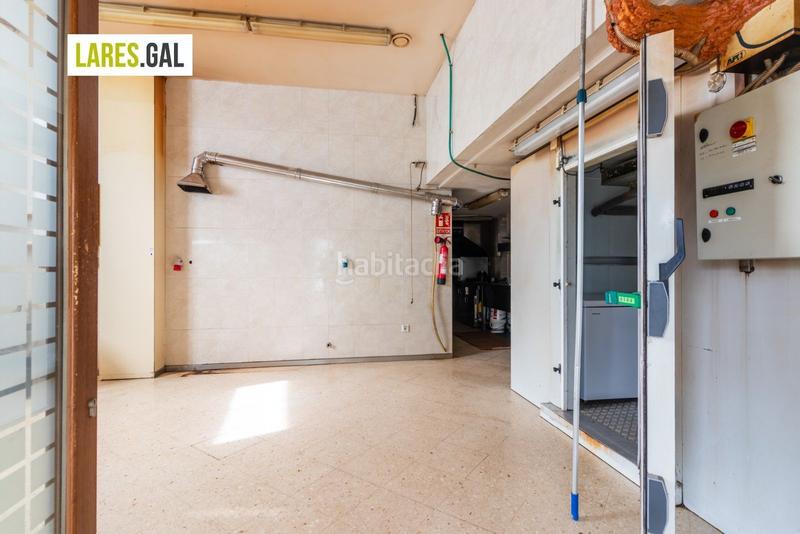 Foto 5acb65ea-f057-4221-8a9a-a785b752750e. Local comercial  en venta o alquiler en Cangas
