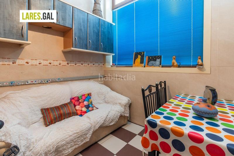 Foto affb0e84-a0a8-4fd0-8713-947619573b92. Local comercial  en venta o alquiler en Cangas