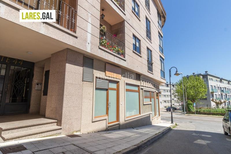 Foto c9de710e-26fe-4862-a565-75e4d67a1e89. Local comercial  en venta o alquiler en Cangas