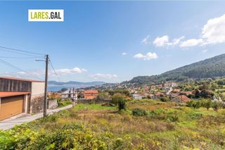 Finca rústica  Paradela. Parcela con vistas en moaña