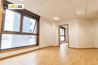 Oficina  Méndez núñez. Oficina a la venta en el centro de cangas