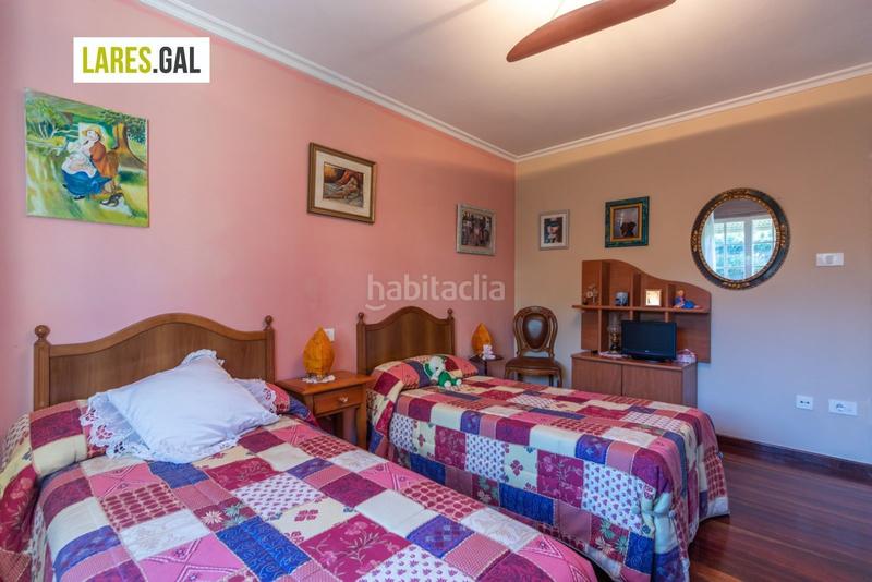 Foto 804b790c-413b-48d2-b61b-2f27156c3257. Casa amplia casa de piedra a la venta en Darbo Cangas