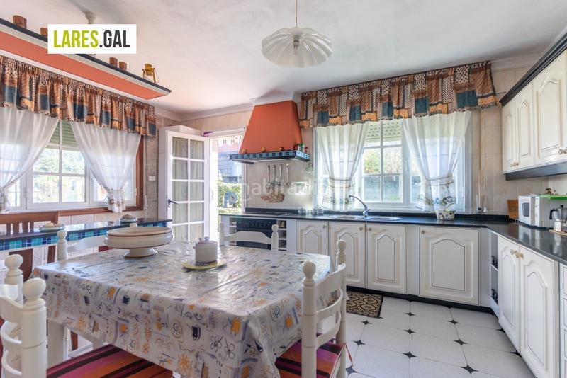 Foto a16a869f-c212-45ef-9fef-bdf0e7b29558. Casa amplia casa de piedra a la venta en Darbo Cangas