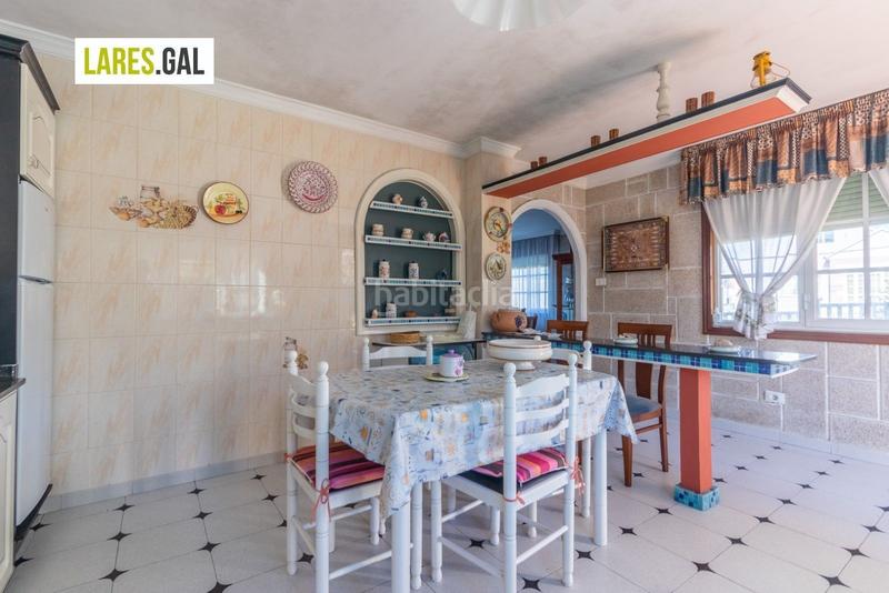 Foto c8bd98ab-594c-4eca-beb3-b931dc574528. Casa amplia casa de piedra a la venta en Darbo Cangas