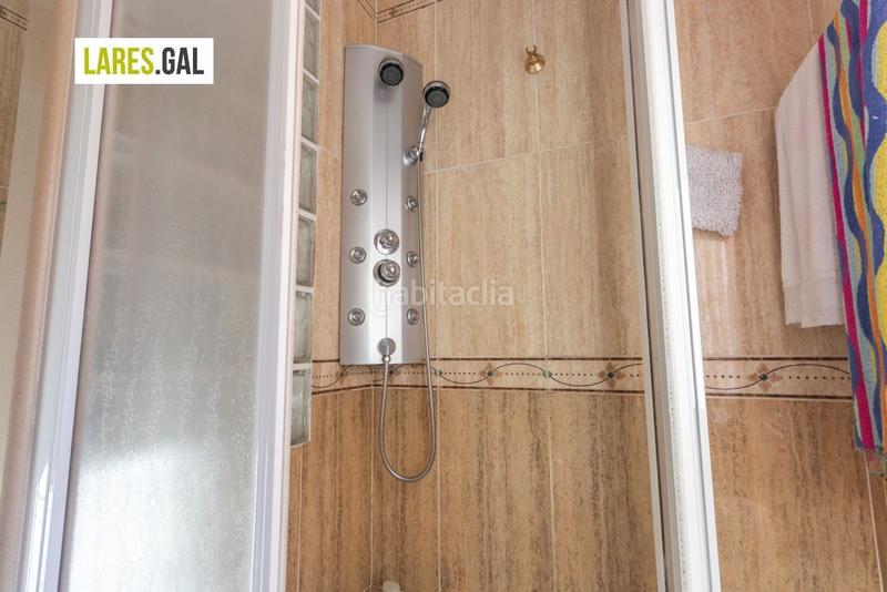 Foto e7d71733-8fbe-403c-b7c7-c2989f9347d2. Casa amplia casa de piedra a la venta en Darbo Cangas