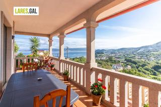 Casa  Lg. castiñáns. Casa con vistazas a la ría en cela, bueu