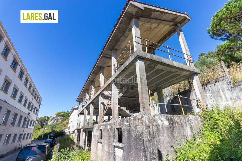 Foto bf09b097-60e7-40ac-b34d-ecec6fff1387. Casa adossada amb aparcament a O Hío Cangas