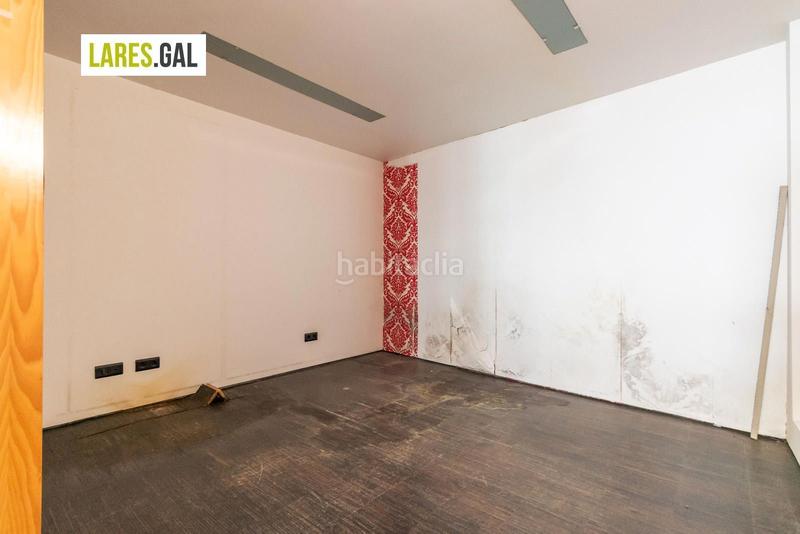 Foto f6803686-c3a3-43d2-8bea-c9d24e0e5e24. Lloguer local comercial a Bueu