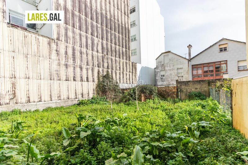 Foto 0c73af91-6901-4c23-b869-3e93c2d0ae1e. Finca rústica solar edificable en pleno centro en Cangas