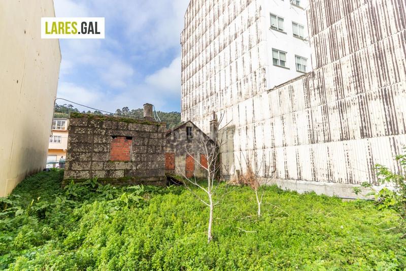 Foto e5b6979b-bad5-43be-87ba-7ab9b2f6b71b. Finca rústica solar edificable en pleno centro en Cangas