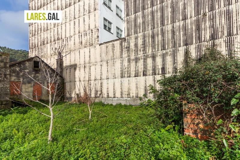 Foto e86849bd-65bd-43c8-af9c-a9f4ddace604. Finca rústica solar edificable en pleno centro en Cangas