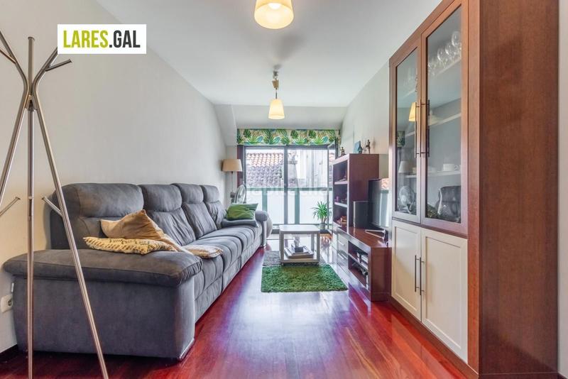 Foto 25d1ef08-5a1a-4e39-835c-8258de8b5f76. Piso estupenda vivienda de tres dormitorios en Cangas pueblo Cangas