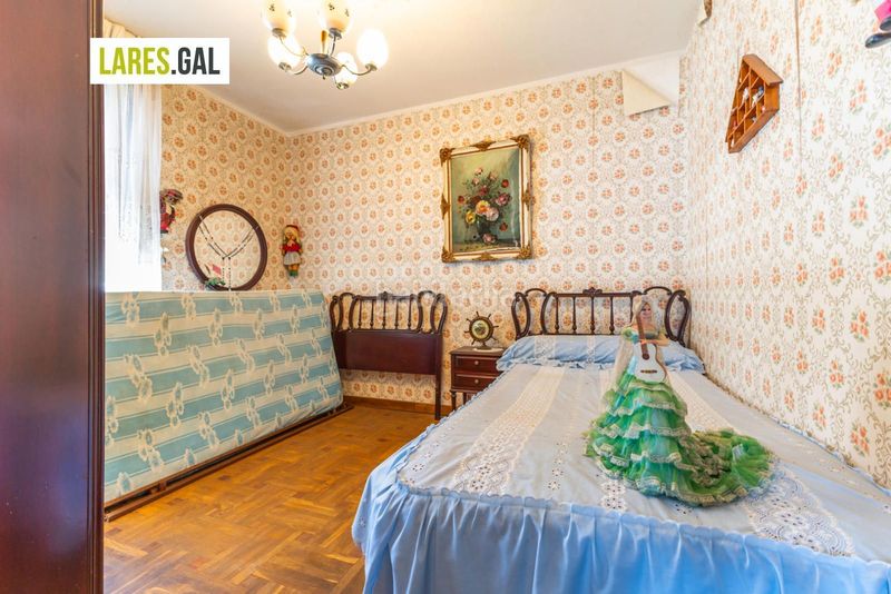 Foto 24b79750-7381-4d73-9ec7-6f574f06dd38. Casa amb aparcament a Coiro Cangas