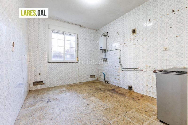 Foto 40ed3977-68af-464d-b74a-050e96fe8d7e. Casa amb aparcament a Coiro Cangas