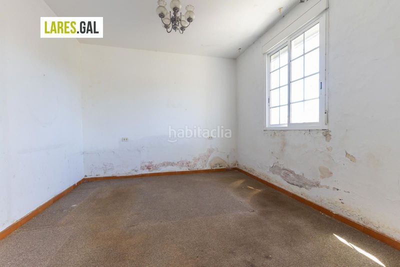 Foto 9b944c9b-1b3e-4a52-94bd-618e92533503. Casa amb aparcament a Coiro Cangas