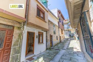 Casa  Rúa do arco. Casa reformada en el casco viejo de cangas