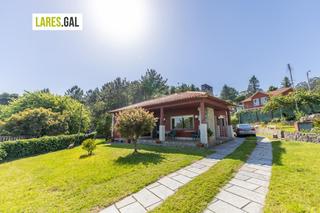 Chalet  Rúa fenteiras. Casa de planta baja en nerga, cangas