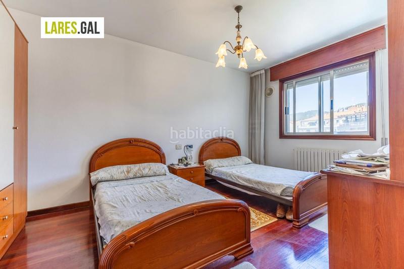 Foto 1dae60db-81b7-40e2-a233-824c6b5f01c2. Piso  a la venta en el centro en Cangas pueblo Cangas