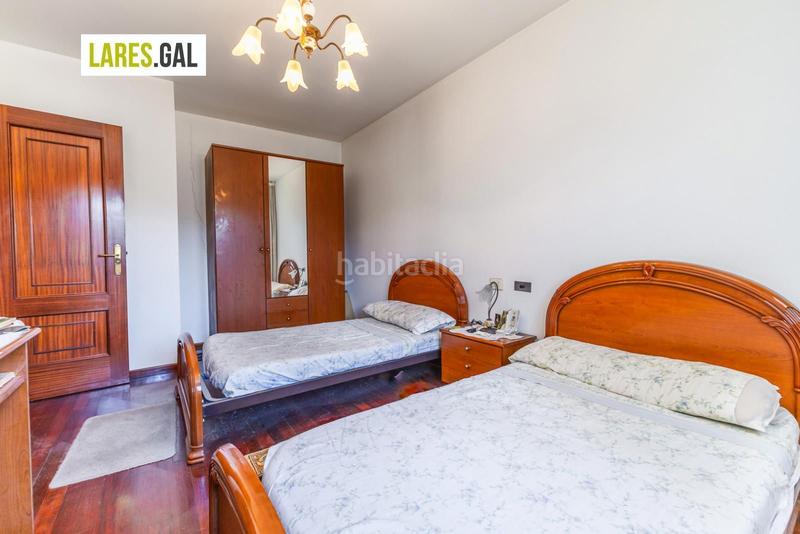 Foto 7dcf6eef-50ba-4bd2-9973-1b77230ddad0. Piso  a la venta en el centro en Cangas pueblo Cangas