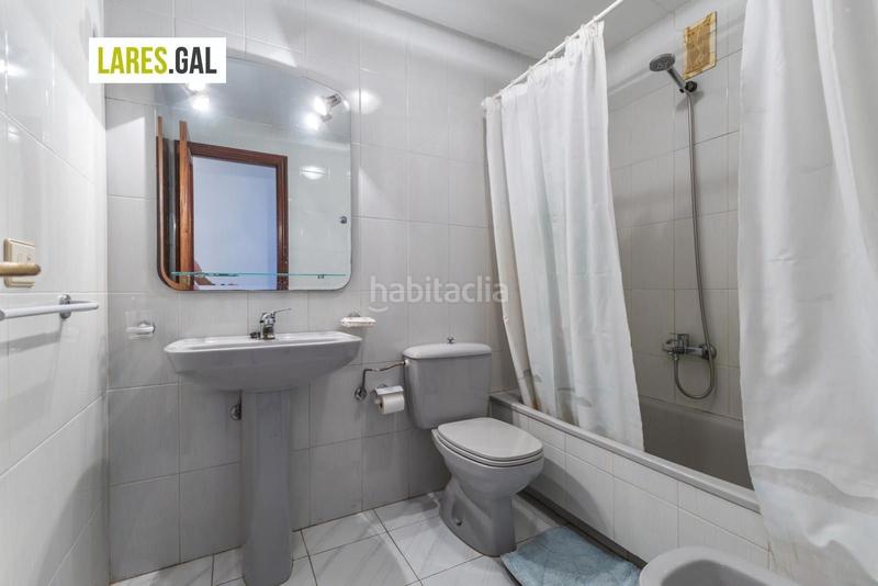 Foto d101fb46-d503-4d1a-8c7b-824d5932d852. Piso  a la venta en el centro en Cangas pueblo Cangas