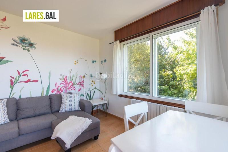 Foto 74a5c7cf-d54a-4ee6-8d90-01fe78a1e93a. Alquiler piso apartamento con vistas al mar en hío en Cangas