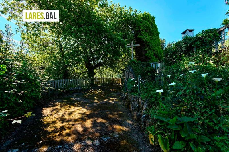 Foto a40cbb56-3165-4dad-9973-20c315559bd2. Finca rústica a Bueu