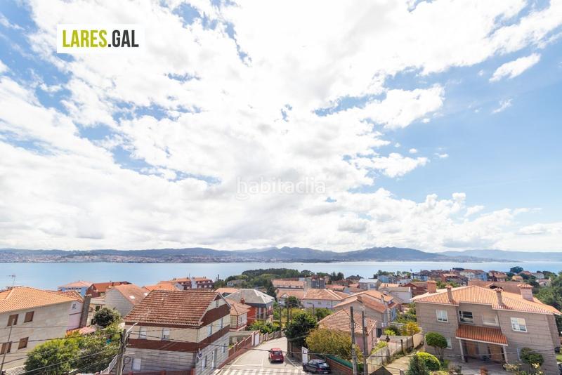 Foto 7eb5f3ca-317e-465f-926a-6113c9262d10. Casa adosada adosado en san roque con terrazas y vistas en Cangas