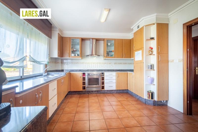 Foto 94f63bd3-29b2-4eba-94e5-caf28cfab4fc. Casa adosada adosado en san roque con terrazas y vistas en Cangas