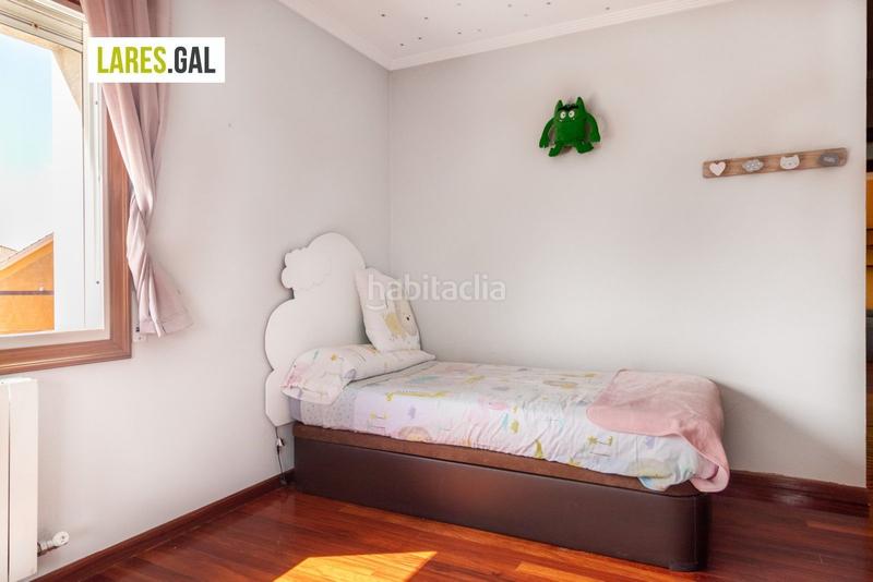 Foto bf7e0408-2adc-4d9a-901a-537bc91669cc. Casa adosada adosado en san roque con terrazas y vistas en Cangas