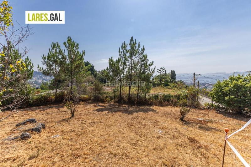 Foto f85e644d-f03b-4a42-8a22-9115f1338939. Terrain résidentiel dans Darbo Cangas