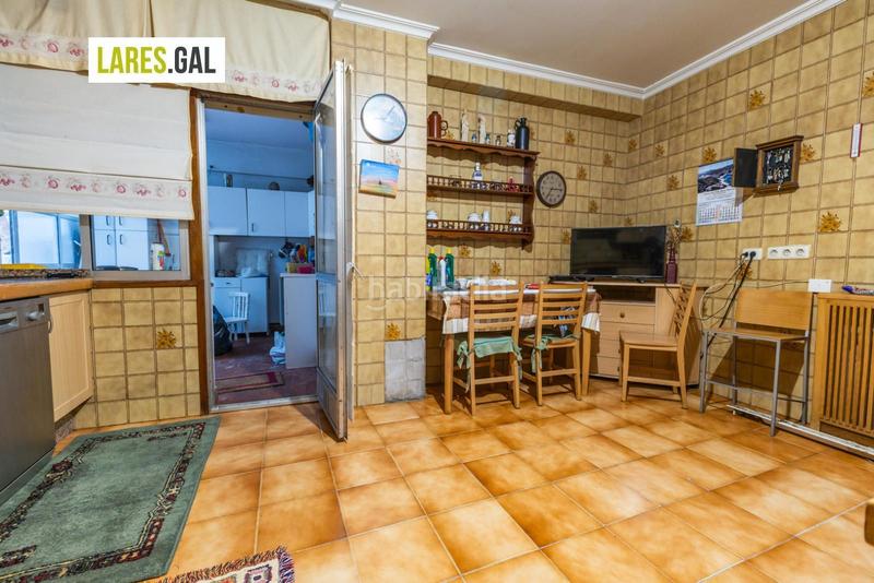 Foto 512268e3-bc9d-4a39-966e-e88fa85ac966. Piso amplísima vivienda en el centro en Cangas pueblo Cangas
