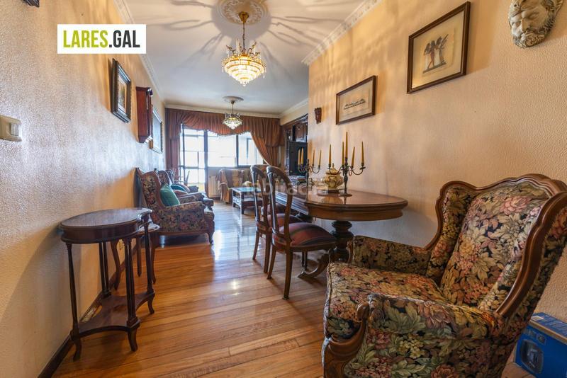 Foto 51ae4509-a77c-4c73-a7b6-a4974ddc247f. Piso amplísima vivienda en el centro en Cangas pueblo Cangas