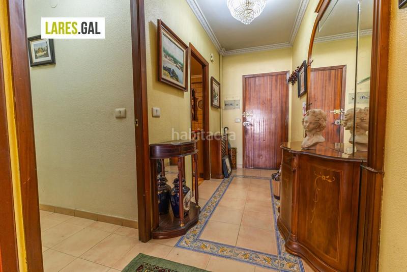 Foto 67cf0774-8e5f-4e7a-a7c6-14f6e9b7b9f3. Piso amplísima vivienda en el centro en Cangas pueblo Cangas
