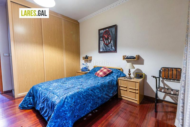 Foto 96d6e10b-5ae8-47f6-9d2d-9ce935d900ac. Piso amplísima vivienda en el centro en Cangas pueblo Cangas